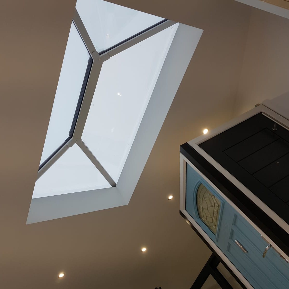 Lantern Chesterfield